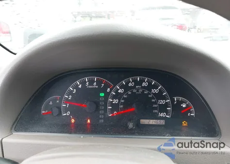 2005 Toyota Camry Le z USA, uszkodzony, nr VIN 4T1BE32KX5U536167